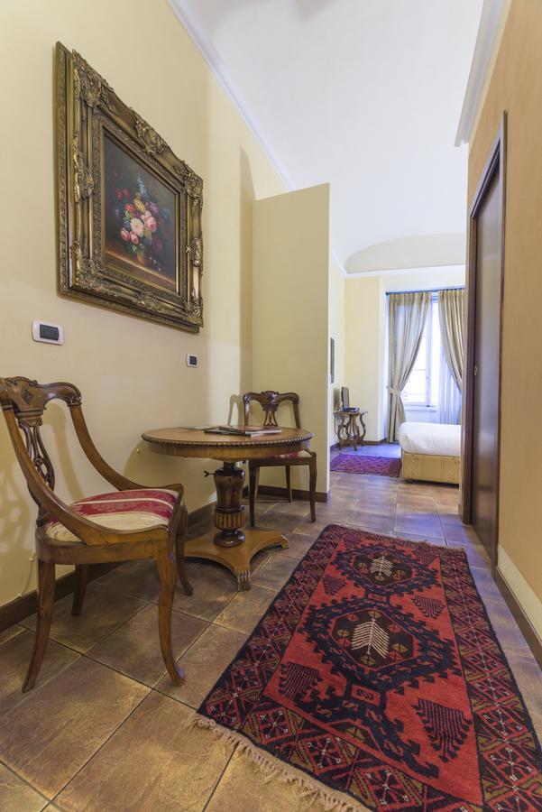 Deluxe Room,642768534:JPEG