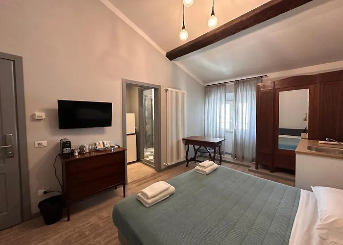 Santo Spirito Venti Bed and Breakfast Florence